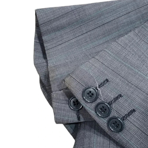 Yves Saint Laurent Gray Pure Wool Striped Blazer 46R - Picture 6 of 6